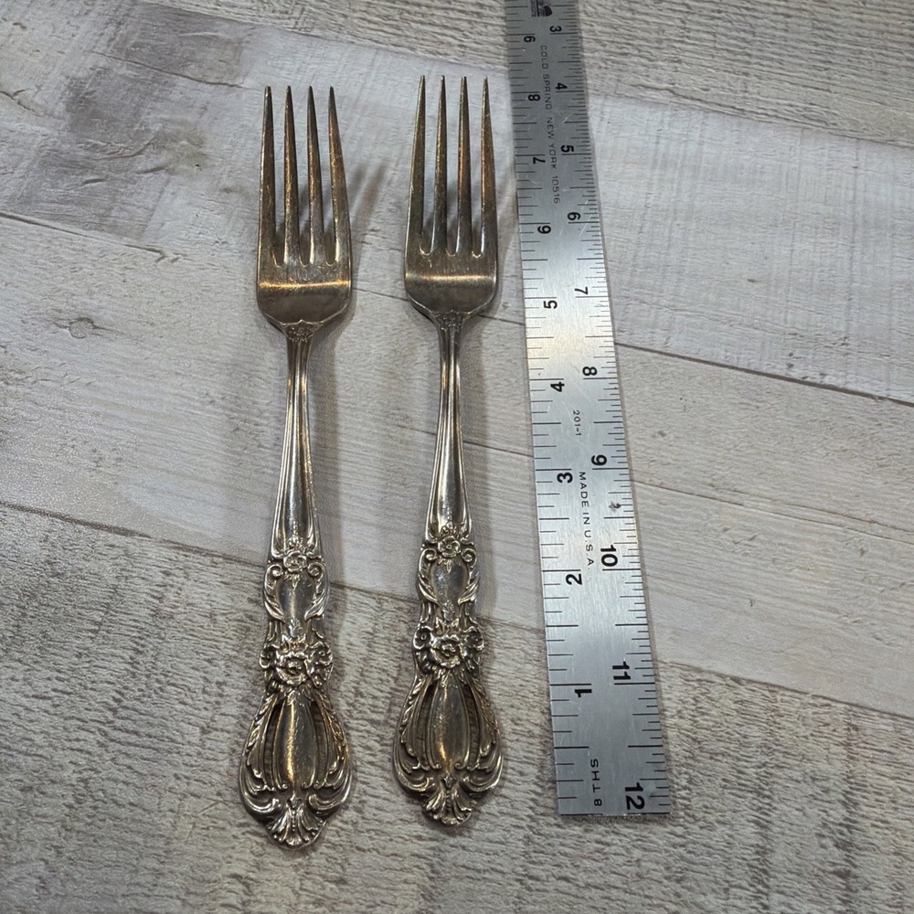 1847 Rogers Bros Grand Heritage Dinner Forks International Silverplate Set of 2 - Picture 6 of 6